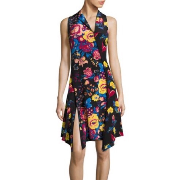 Diane Von Furstenberg Dresses & Skirts - Diane von furstenberg bias cut floral print dress